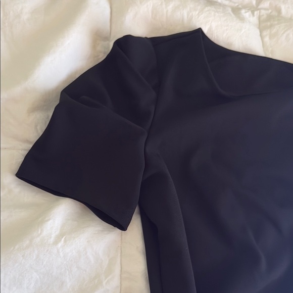 Black Short Sleeve Blouse Banana Republic size XS (A12) - Picture 5 of 5